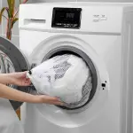 1PC Coarse Mesh Laundry Bag - Machine Washable Drawstring Design Travel Wash Bag