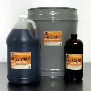 Dark Amber Organic Maple Syrup (32 oz)